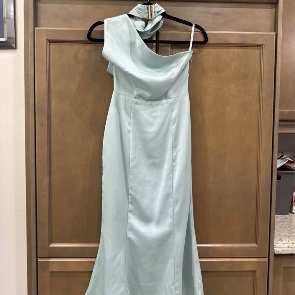 Club L London One-Shoulder Mint Blue Midi Dress - Picture 4 of 6
